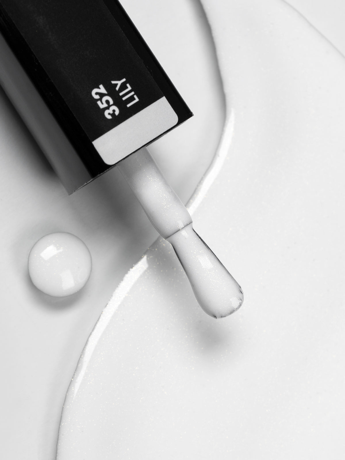E.MiLac ANG LILY #352, 9 ml.