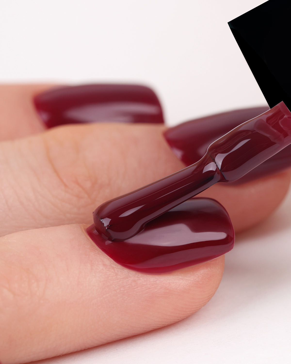 E.MiLac Winter Cherry #018, 9/15 ml.